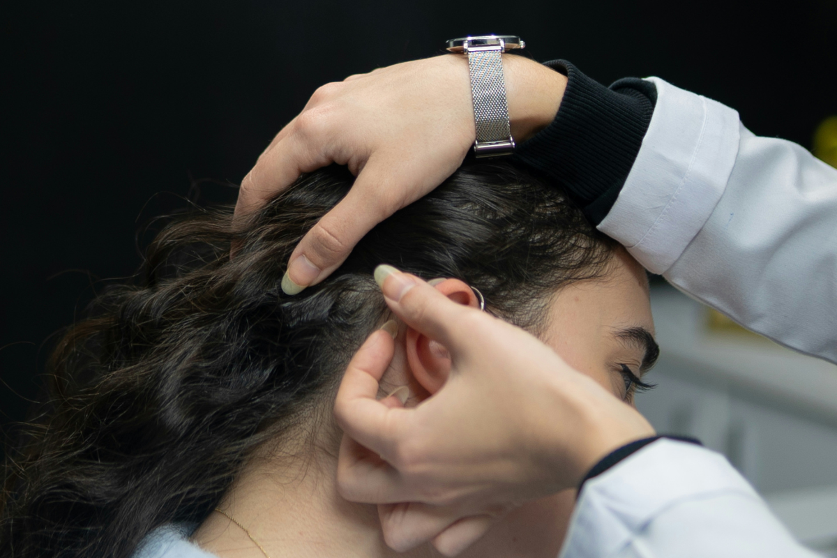 Apparecchi Acustici Visita Udito Convenienza