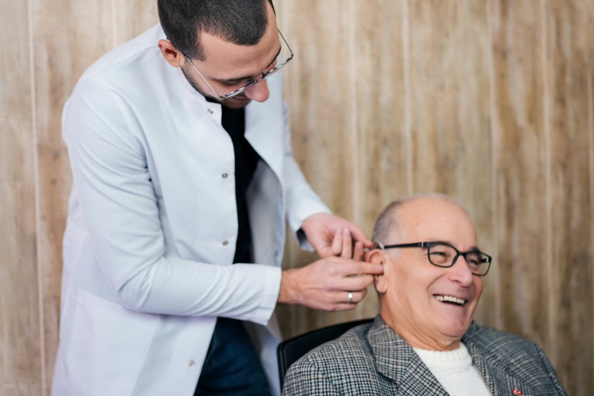 Apparecchi Acustici Visita